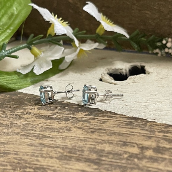 925 Blue Topaz Stud Earrings - Picture 11 of 12
